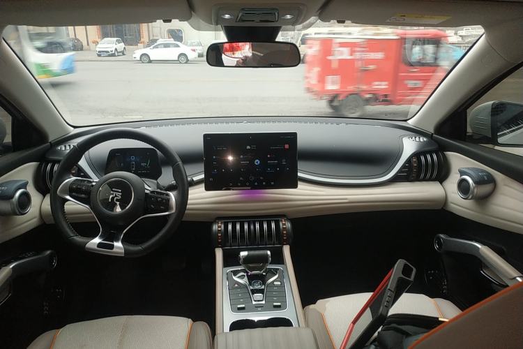 Used BYD Yuan PLUS 2024 Honor Edition 430KM Leading Model Center Console