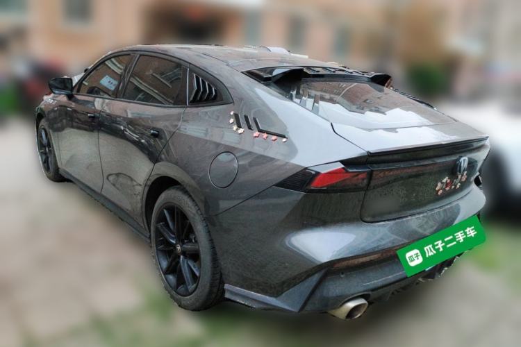 Used CHANGAN UNI-V 2023 1.5T Prestige Model