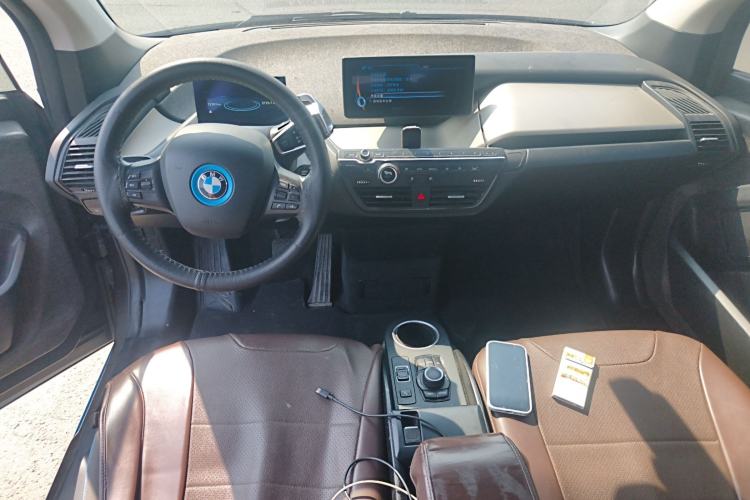 Used BMW i3 2015 Fashion Model Center Console