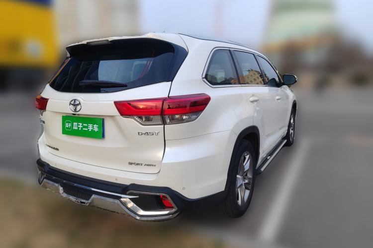 Used Toyota Highlander 2018 2.0T Four-Wheel Drive Luxury Version 7 Seats China VI Standard
