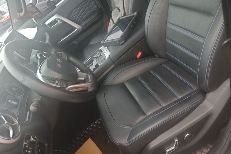 Used BAIC Off-Road BJ40 2023 2.0D Automatic Four-Wheel Drive Blade Hero Edition Adventurer Type
