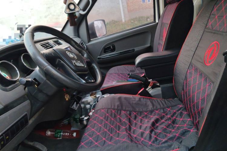 Used Dongfeng Yufeng EM26 2023 Standard Edition 41.472 kWh Henan Lithium Power Left Front Seat