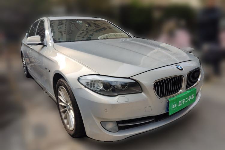 Used BMW 5 Series 2012 535Li Luxury Model Front Right 45 Deg