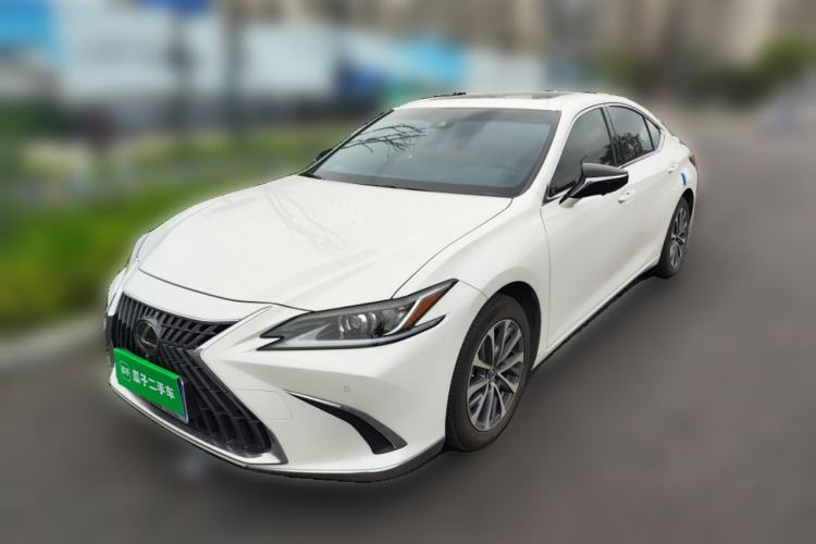 Used Lexus ES 2022 300h Excellence Edition