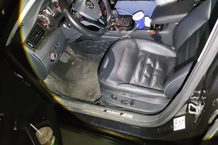 Used Volkswagen Passat 2017 330TSI DSG Luxury Edition
