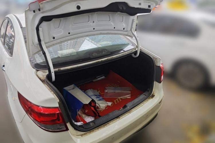 Used Kia K2 2015 Sedan 1.4L MT GLS Trunk