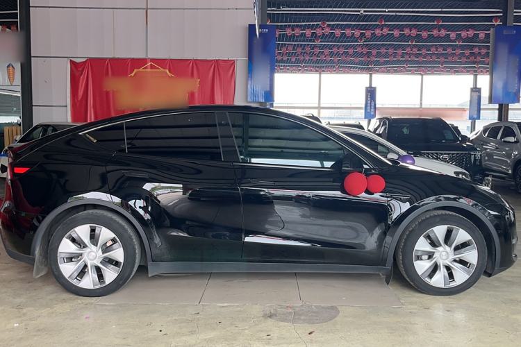 Used Tesla Model Y 2021 Standard Range Rear-Wheel Drive Version