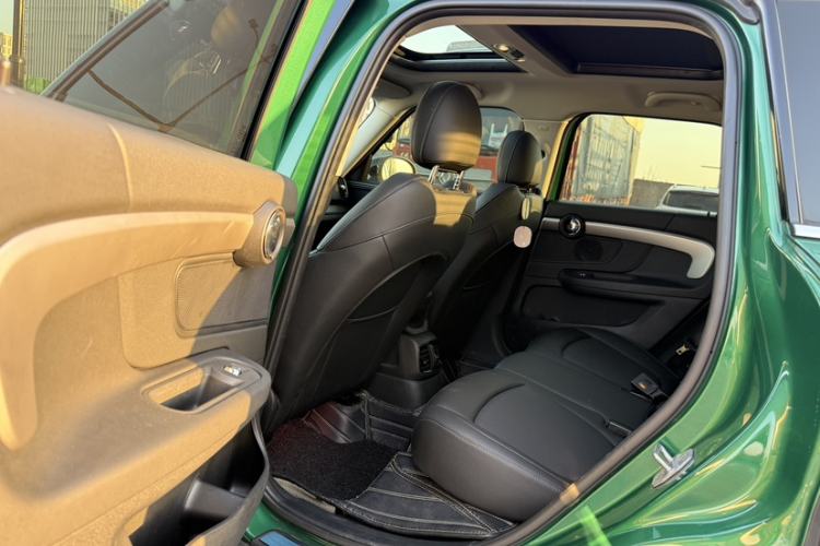 Used MINI Countryman 2021 1.5T COOPER Connoisseur Interior 5