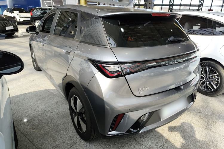 Used BYD Dolphin 2023 420 km Fashion Edition