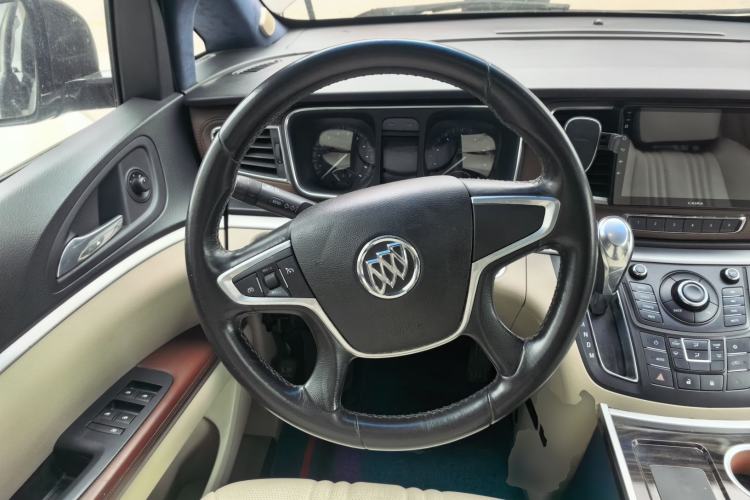 Used Buick GL8 2015 2.4L Luxury Business Premium Edition Steering Wheel