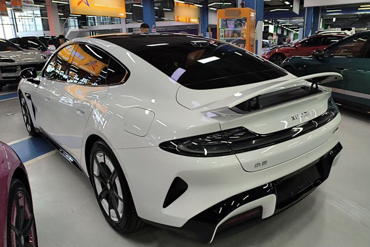 Used Xiaomi Auto SU7 2024 Four-Wheel Drive Ultra-Long Range Advanced Intelligent Driving Max Edition Rear Left 45 Deg