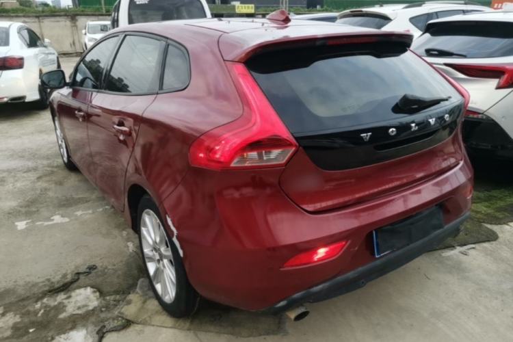 Used Volvo V40 2015 1.6T Zhiyi Edition