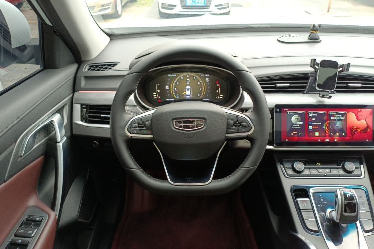 Used Geely Auto Emgrand X7 Sport 2022 1.8TD DCT Zhiya Trim
