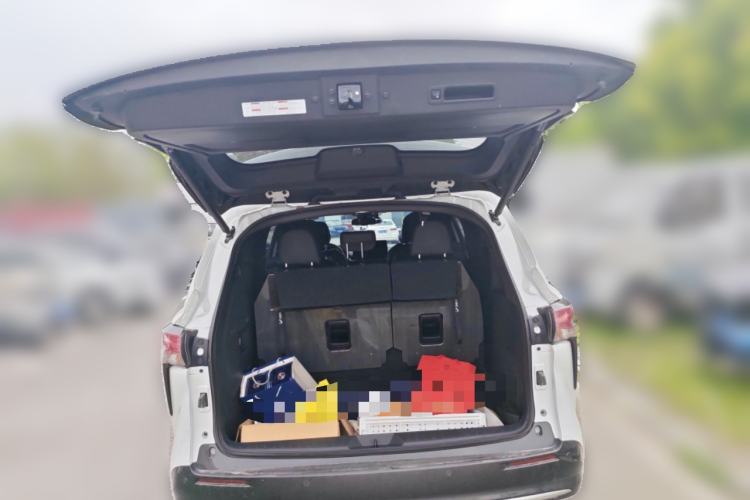 Used Toyota SIENNA 2021 2.5L Hybrid Ultimate Edition Trunk