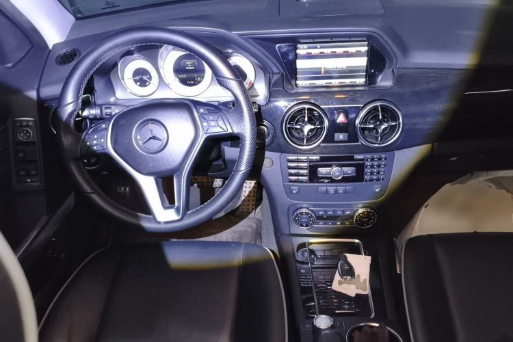 Used Mercedes-Benz GLK-Class 2013 GLK 300 4MATIC Luxury Model
