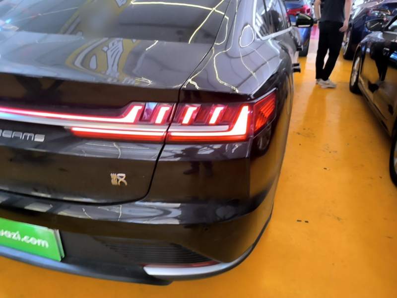 Used BYD Han 2020 EV Long-Range Deluxe Model — 7