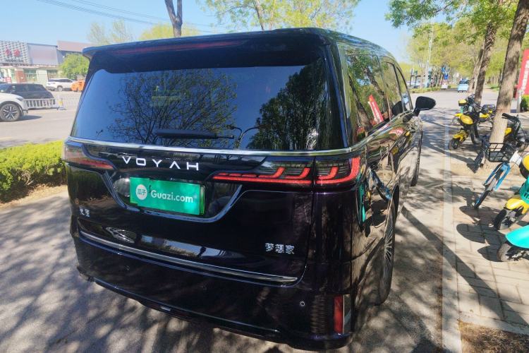 Used VOYAH Dream 2025 PHEV Four-Wheel-Drive Flagship Kunpeng Edition Rear Right 45 Deg