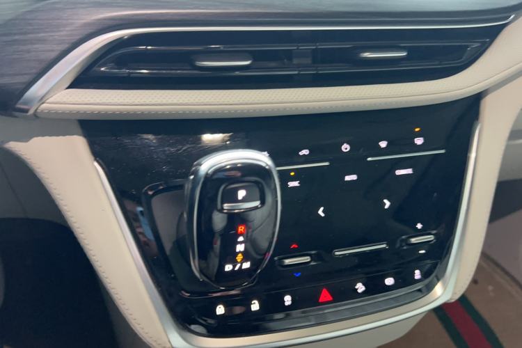 Used Buick GL8 2023 ES Lu Zun Comfort Model