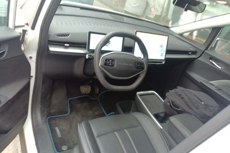 Used Venucia VX6 2023 520 Max
