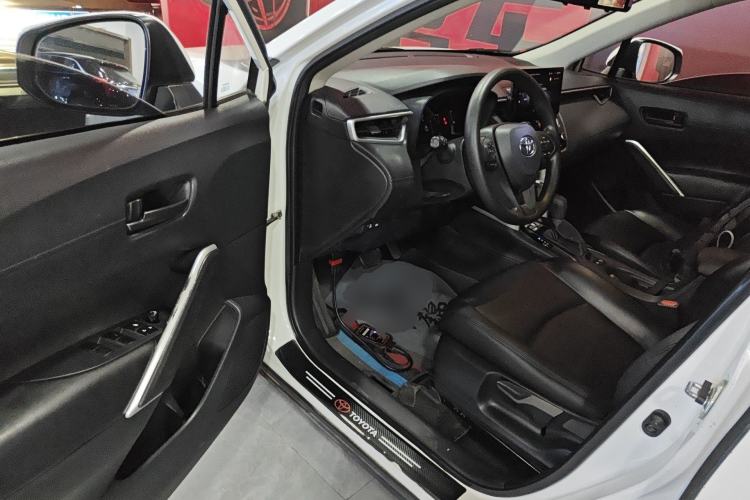 Used Toyota Corolla Cross 2023 2.0L Elite Edition Driver Seat