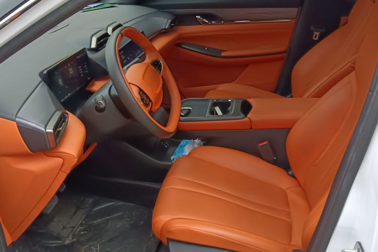 Used Dongfeng Aeolus L7 New Energy 2024 205 Premium Edition