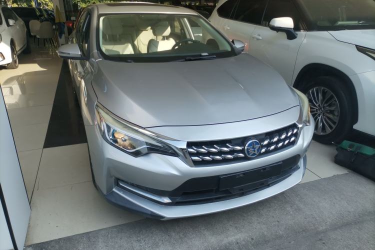 Used Venucia D60 2018 1.6L CVT Smart Connect Elite Edition