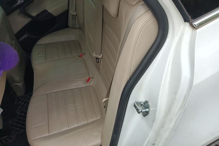 Used Opel Insignia 2013 2.0T Two-Wheel-Drive Luxury Version Left Rear Seat