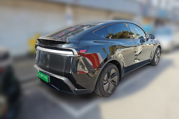 Used Tesla Model Y 2025 Rear-Wheel-Drive Version