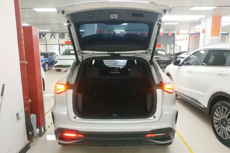 Used CHANGAN OSHAN X5 PLUS 2023 1.5T DCT Excellence Edition