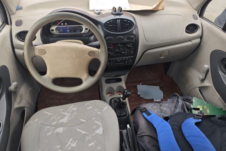 Used Chery QQ3 2011 0.8L Manual Champion Edition Center Console