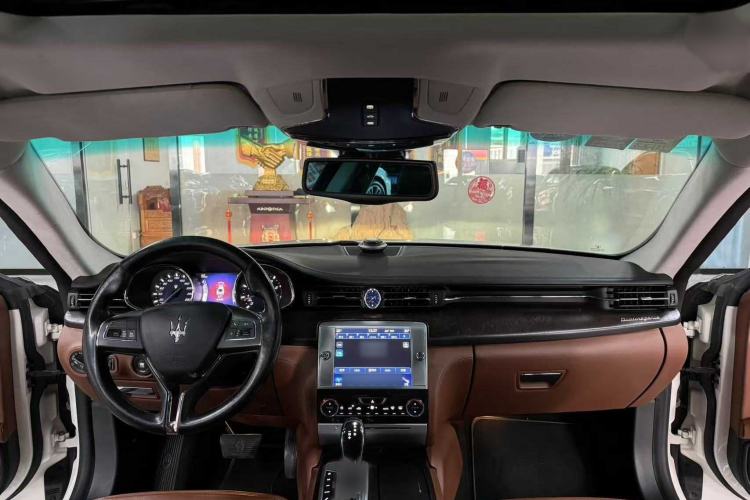 Used Maserati President 2015 3.0T Standard Model Interior 1