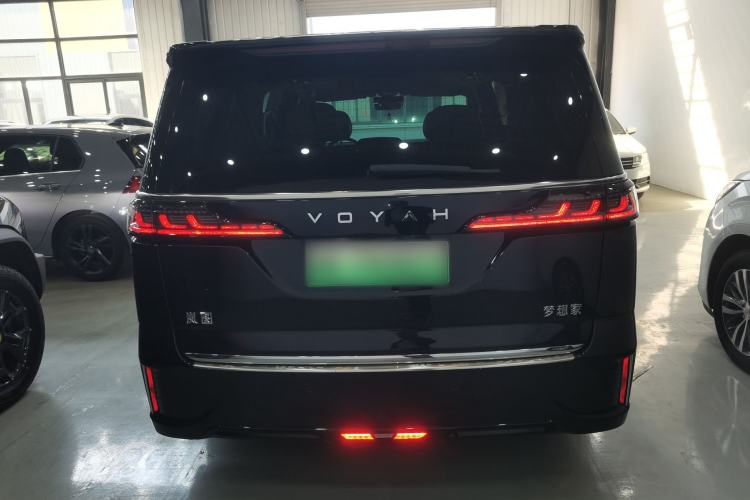 Used VOYAH Dream 2022 Low-Carbon Edition Dream+ Smart Enjoyment Package Rear
