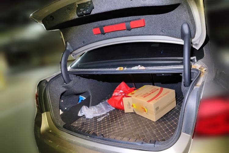 Used BMW 3 Series 2018 320Li Leading Luxury Package Trunk