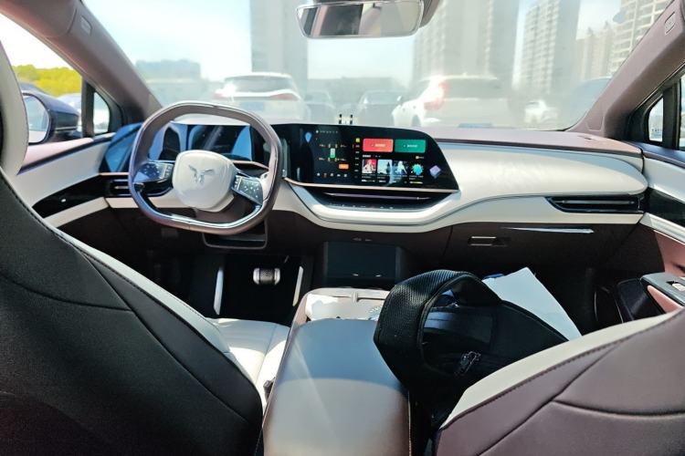 Used Hongqi EH7 2024 690 Pro Center Console