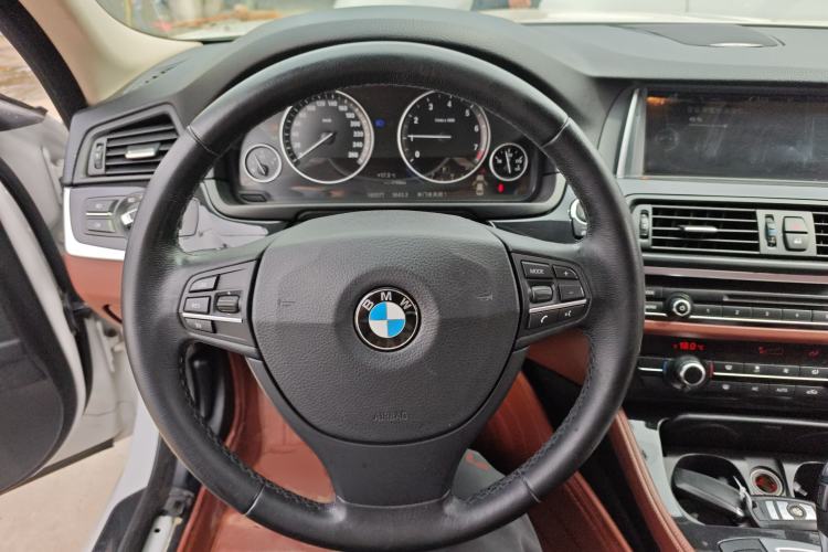 Used BMW 5 Series 2014 520Li Elegant Model Steering Wheel