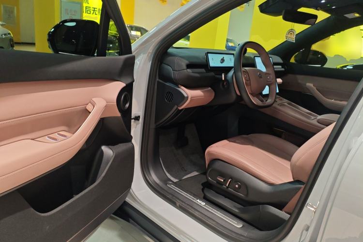 Used Nio EC6 2023 75 kWh Driver Seat