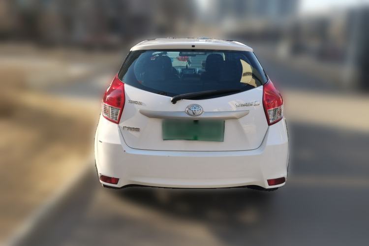 Used Toyota YARiS L Zhi Xuan 2016 Revised Version 1.5G CVT with Dynamic Sunroof