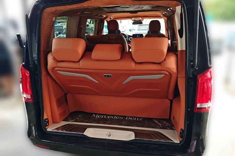 Used Mercedes-Benz V-Class 2022 V 260 Avantgarde Edition
