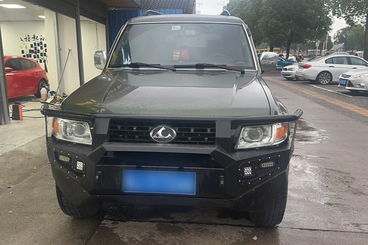 Used Leopaard Q6 2016 2.4L Manual 4x4 All-Terrain Edition