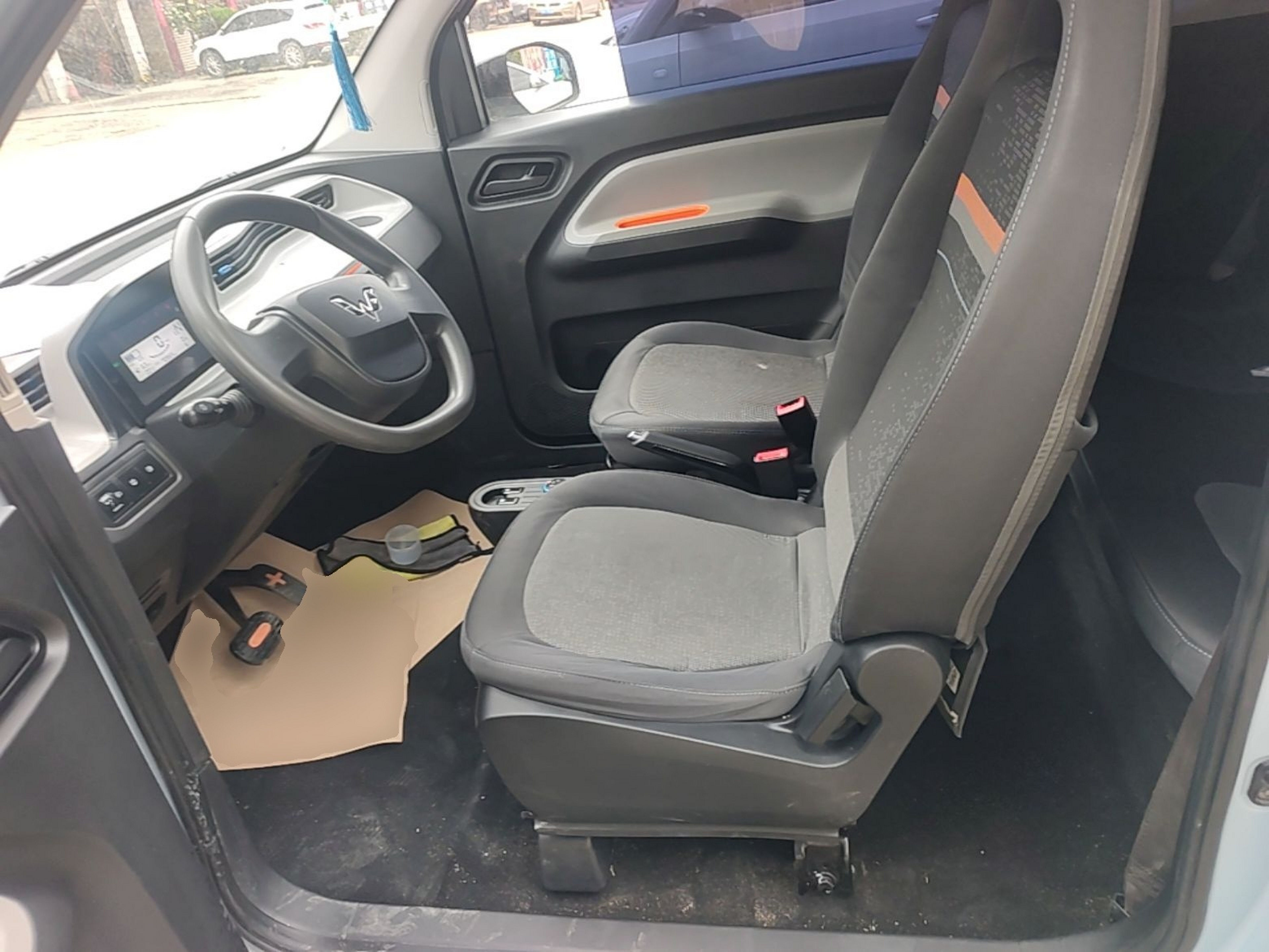 Interior delantero