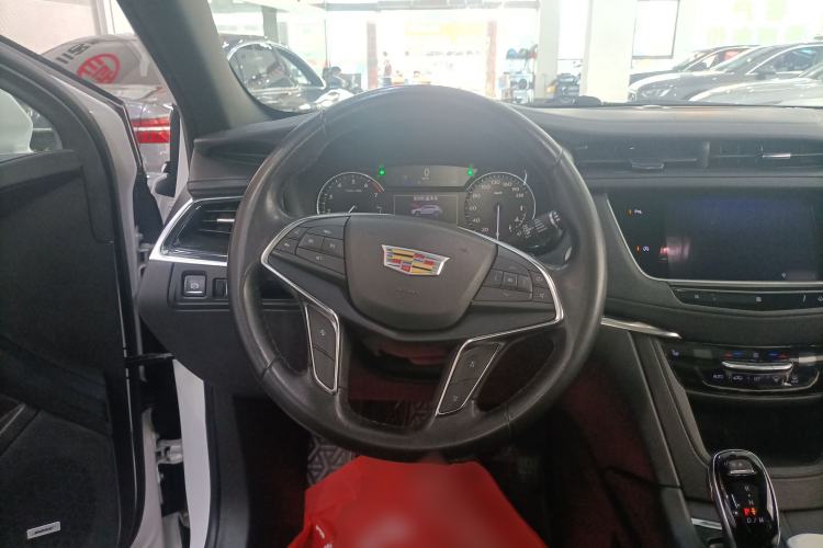 Used Cadillac XT5 2021 2.0T Two-Wheel Drive Luxury Version
