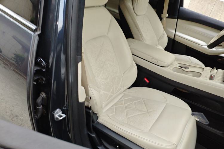 Used Nio ES7 2022 100kWh First Edition Right Front Seat