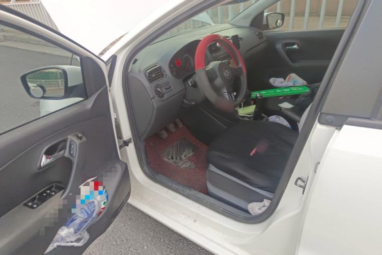 Used Volkswagen Polo 2011 1.4L Manual ZhiLe Edition Driver Seat