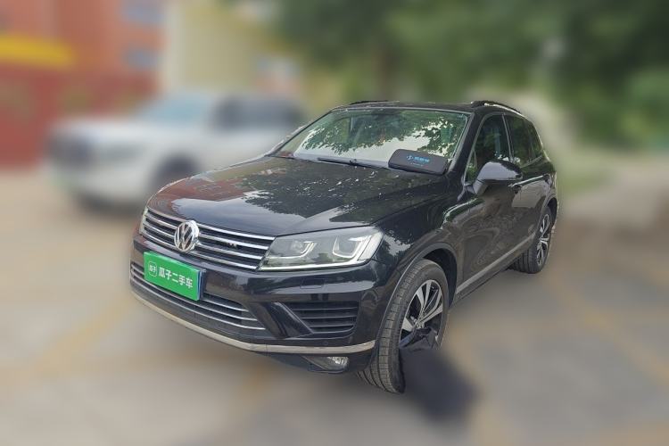 Used Volkswagen Touareg 2014 parallel import 3.0‑liter automatic, 5 seats