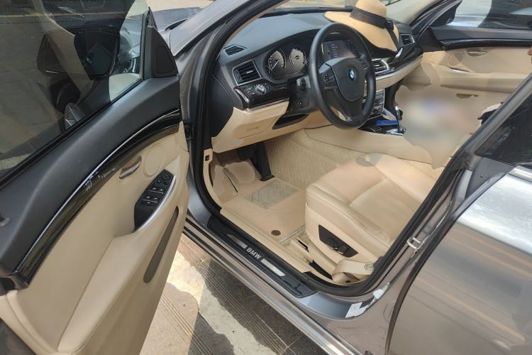 Used BMW 5 Series GT 2011 535i Elegant Edition
