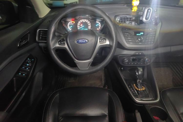 Used Ford Escort 2015 1.5L Automatic Fashion Model