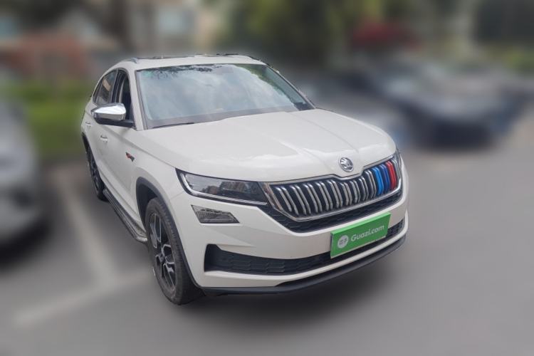 Used Skoda Kodiaq GT 2019 TSI330 Two-Wheel-Drive Luxury Edition China VI Standard Front Right 45 Deg