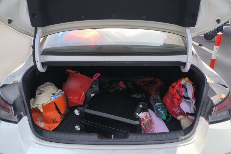 Used Hyundai Elantra 2021 1.5L CVT LUX Prestige Edition Trunk