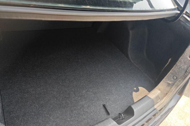 Used Chevrolet Cavalier 2016 1.5L Automatic Xinyue Edition Trunk