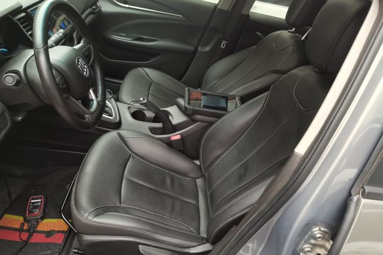 Used Buick GT 2018 18T Automatic Elite Model